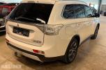 2015 Mitsubishi OUTLANDER PHEV 2.0-121 4WD, 181000km