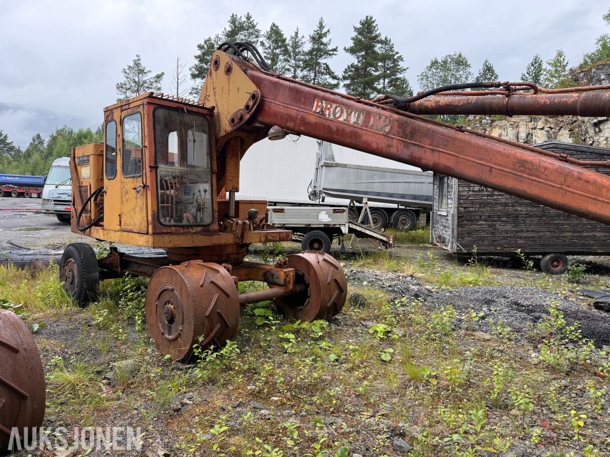1971 Brøyt X2B gravemaskin – 4-hjuls – Skuffe – Prosjekt/restaureringsobjekt