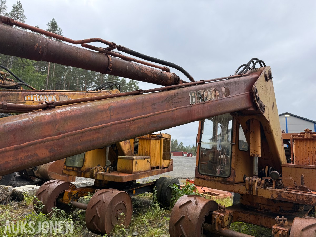 1971 Brøyt X2B gravemaskin – 4-hjuls – Skuffe – Prosjekt/restaureringsobjekt