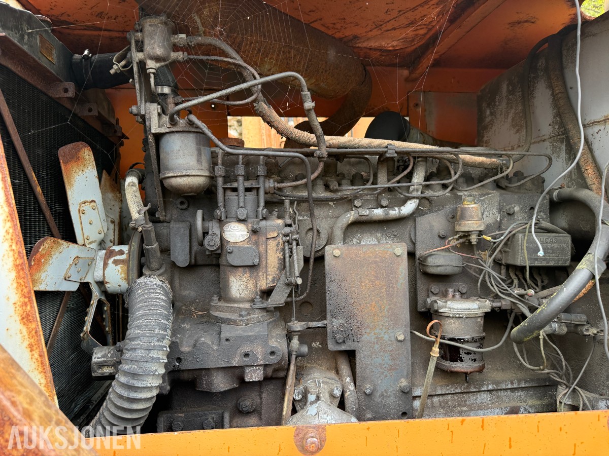 1971 Brøyt X2B gravemaskin – 4-hjuls – Skuffe – Prosjekt/restaureringsobjekt