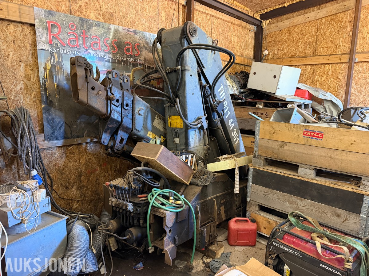 HIBAB 260 AW MARINKRAN MED FJERNKONTROLL