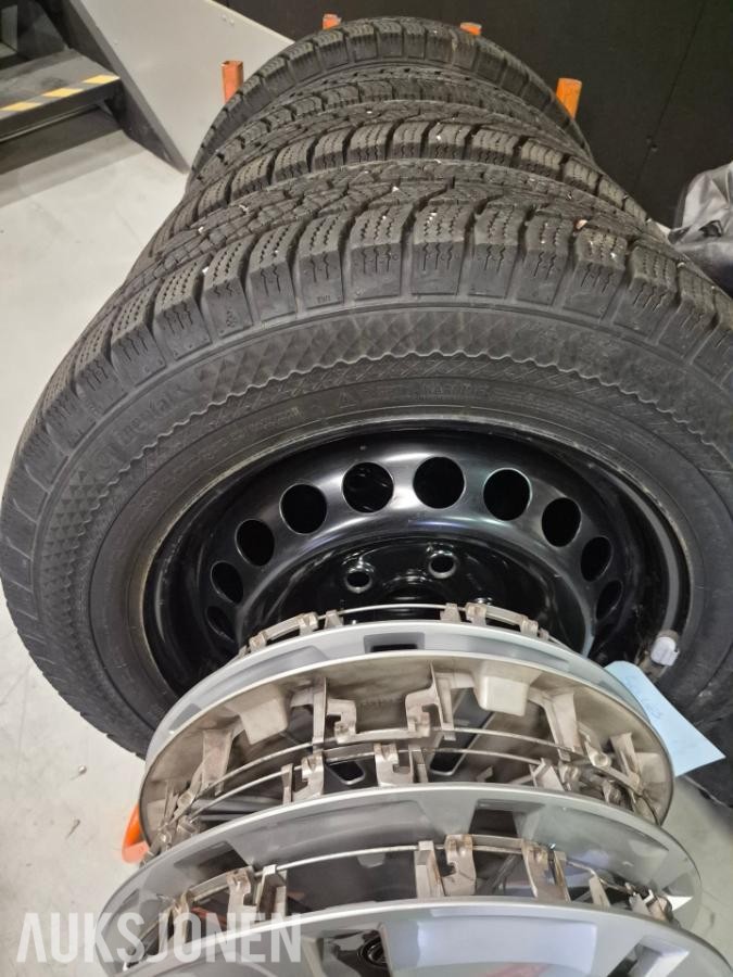 2023 VW Transporter T5/T6 Vinterdekk sett Continental 
