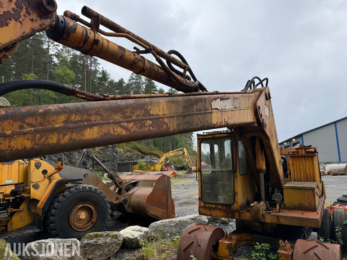 1971 Brøyt X2B gravemaskin – 4-hjuls – Skuffe – Prosjekt/restaureringsobjekt