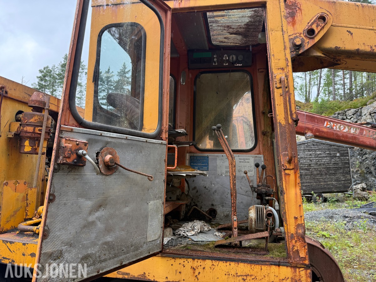 1971 Brøyt X2B gravemaskin – 4-hjuls – Skuffe – Prosjekt/restaureringsobjekt