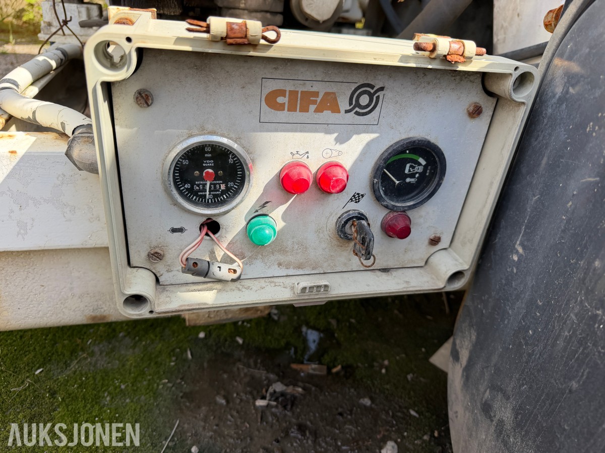 CIFA betongtrommel med 4-sylindret DEUTZ dieselmotor