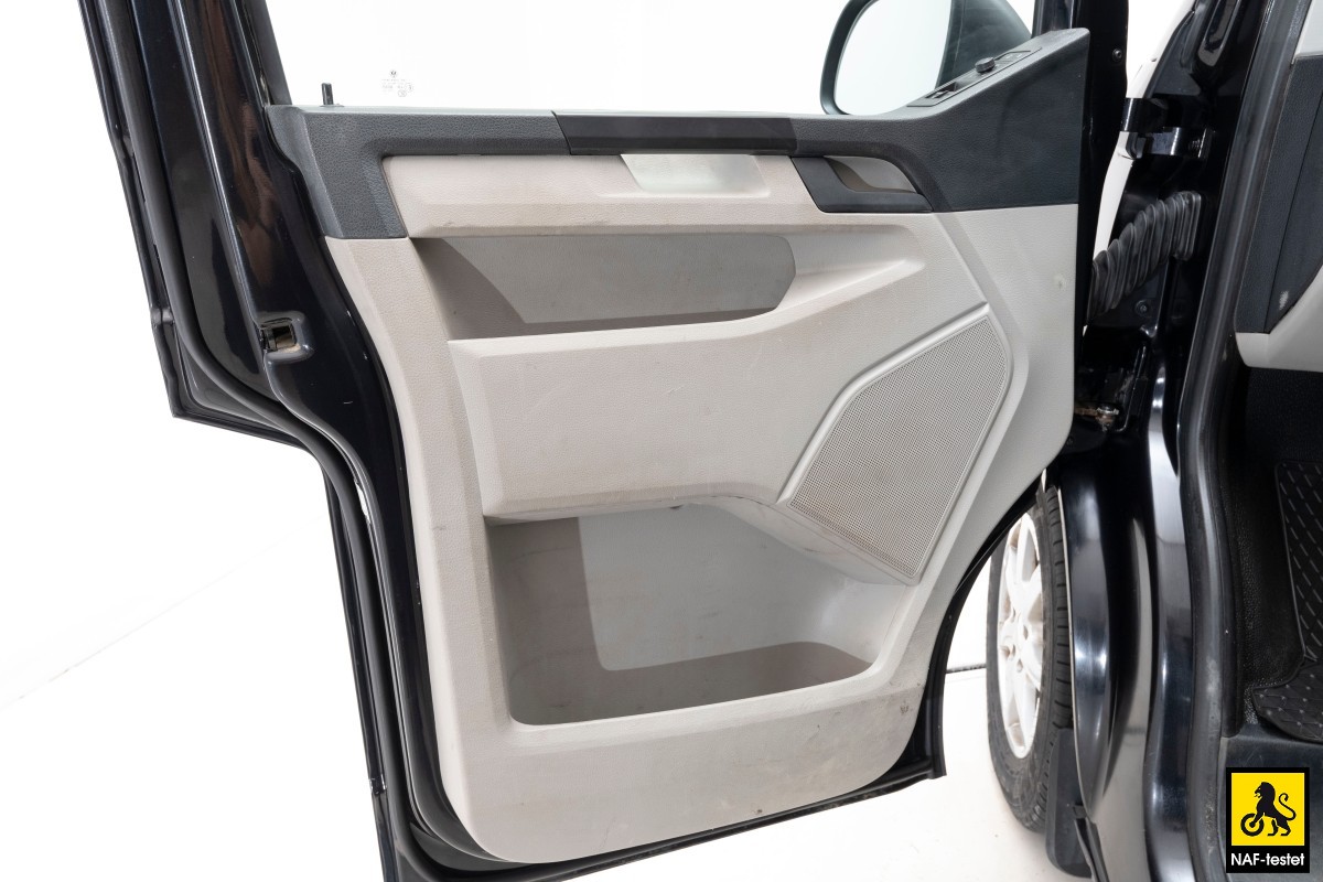 2019 Volkswagen Transporter TDI 4MOTION AUTOMAT HENGERFESTE INNREDNING VARMER KAMERA
