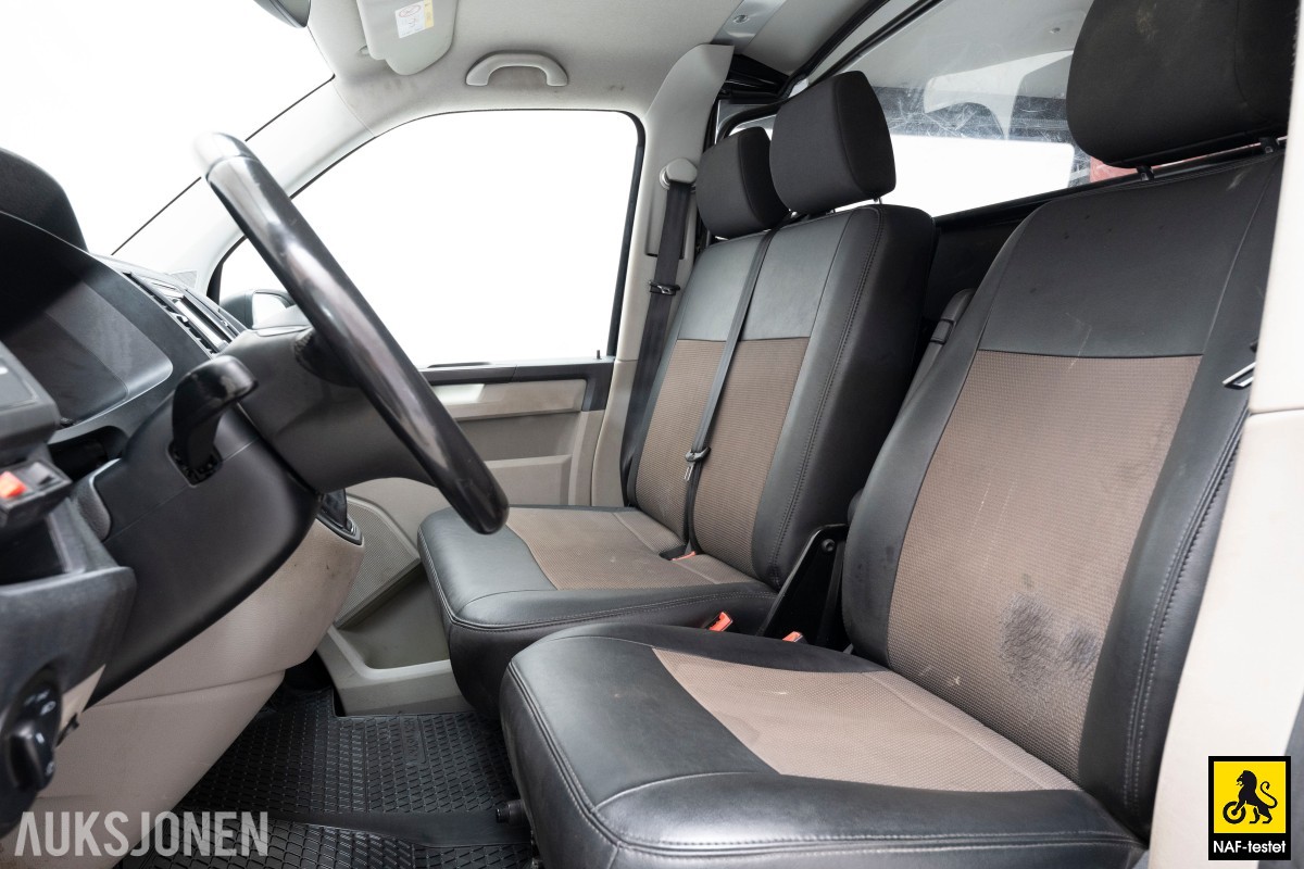 2019 Volkswagen Transporter TDI 4MOTION AUTOMAT HENGERFESTE INNREDNING VARMER KAMERA
