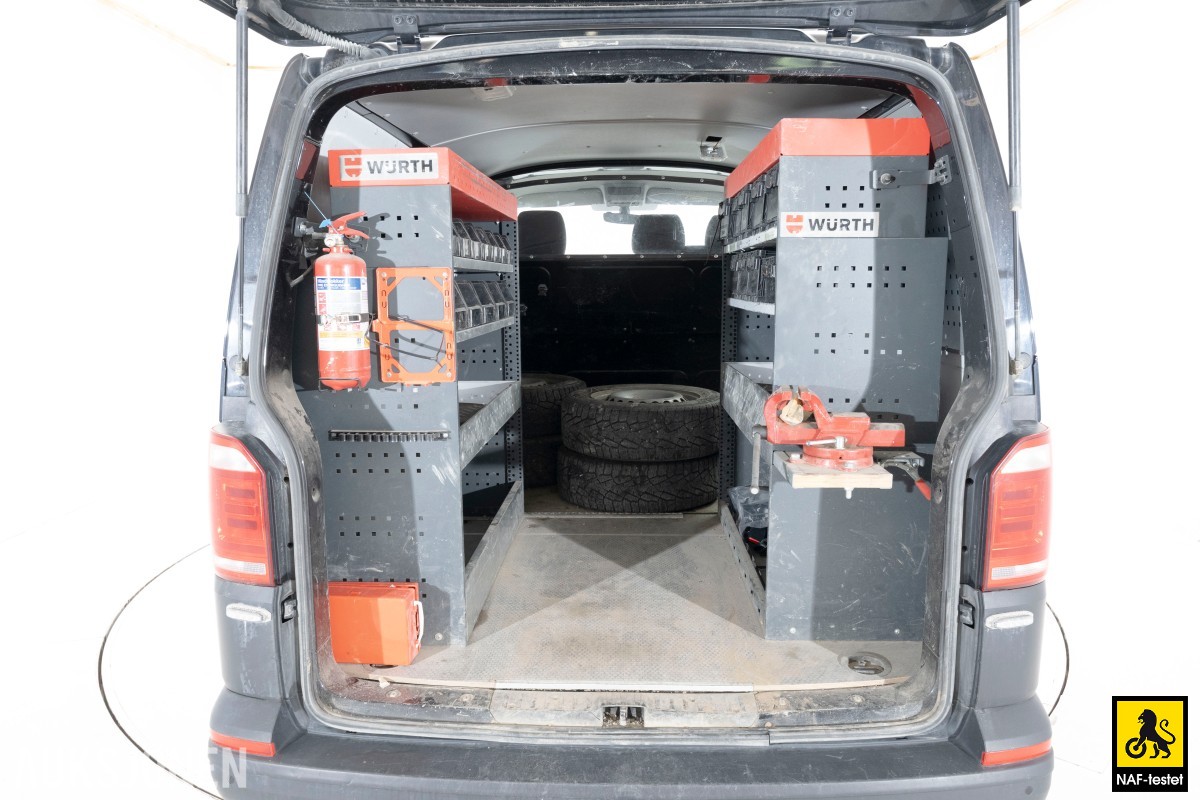 2019 Volkswagen Transporter TDI 4MOTION AUTOMAT HENGERFESTE INNREDNING VARMER KAMERA