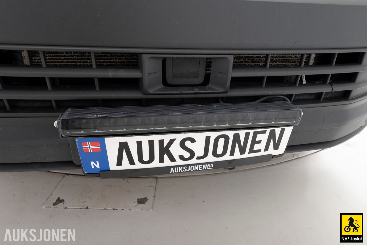2019 Volkswagen Transporter TDI 4MOTION AUTOMAT HENGERFESTE INNREDNING VARMER KAMERA