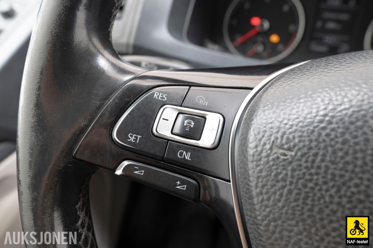 2019 Volkswagen Transporter TDI 4MOTION AUTOMAT HENGERFESTE INNREDNING VARMER KAMERA