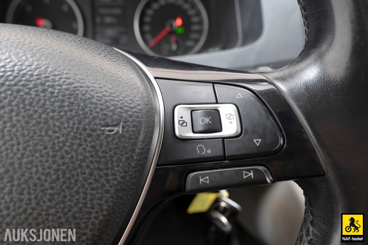 2019 Volkswagen Transporter TDI 4MOTION AUTOMAT HENGERFESTE INNREDNING VARMER KAMERA