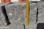 Ca. 200 stk granitt brostein 20 × 14 × 14 cm