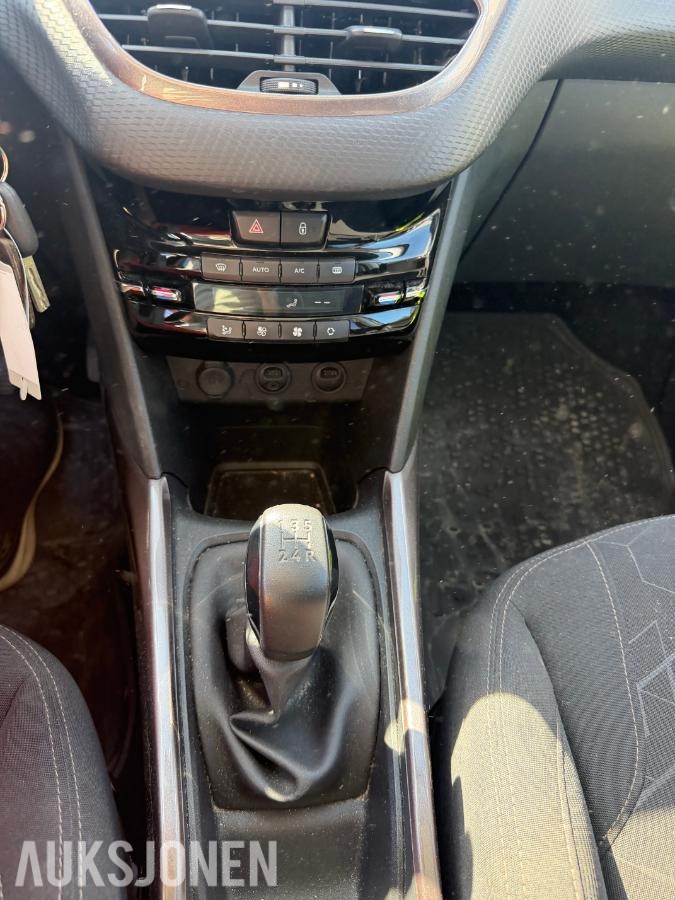 2013 PEUGEOT 2008 1,2 82HK,EU-GODKJENT 5-2027, 120000KM