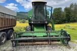 John Deere 1055 tresker / 2702 timer