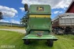 John Deere 1055 tresker / 2702 timer
