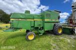 John Deere 1055 tresker / 2702 timer