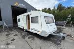 1999  Knaus Azur Royale campingvogn – Soveplass til 5 personer