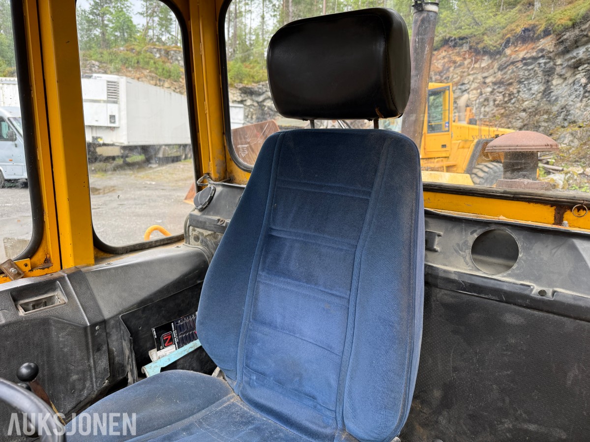 1985 Volvo BM 4400 Hjullaster