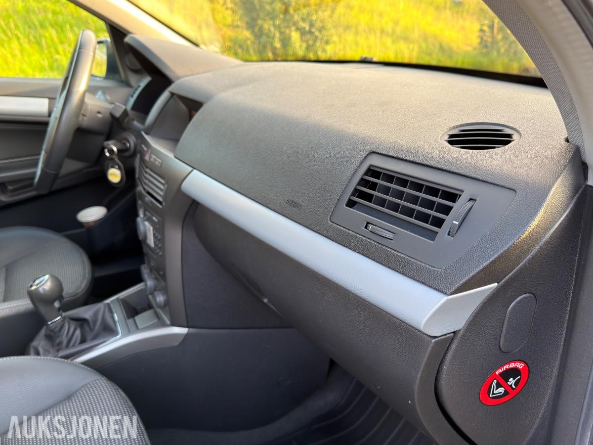 2006 Opel Astra 1.9 Diesel 150hk EU ok til 05.2028