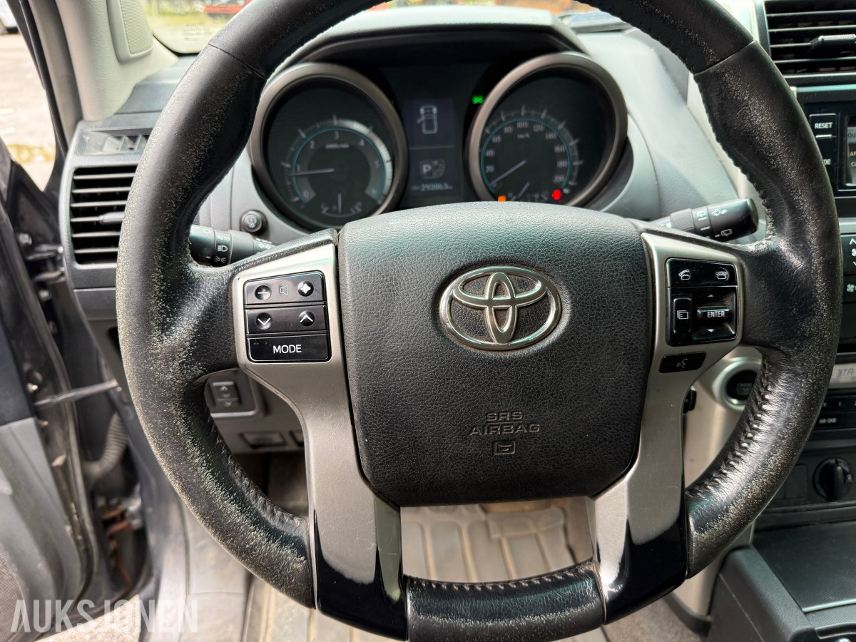 2010 Toyota LAND CRUISER 3.0-173 D 4WD