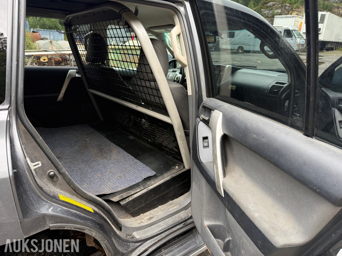 2010 Toyota LAND CRUISER 3.0-173 D 4WD