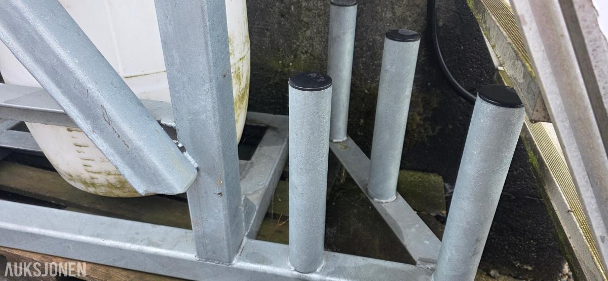 2021 Plast rull holder  