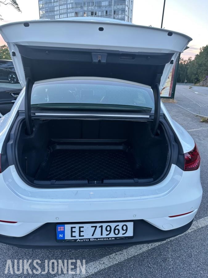 2023 Mercedes-Benz EQE 300 