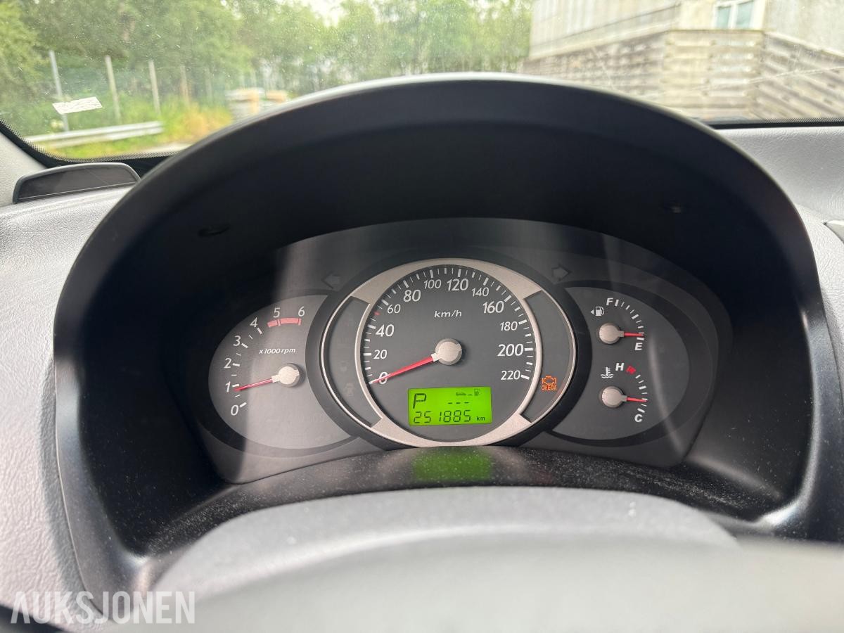 2005 Hyundai TUCSON 2.0-111 D 4WD, 251900km