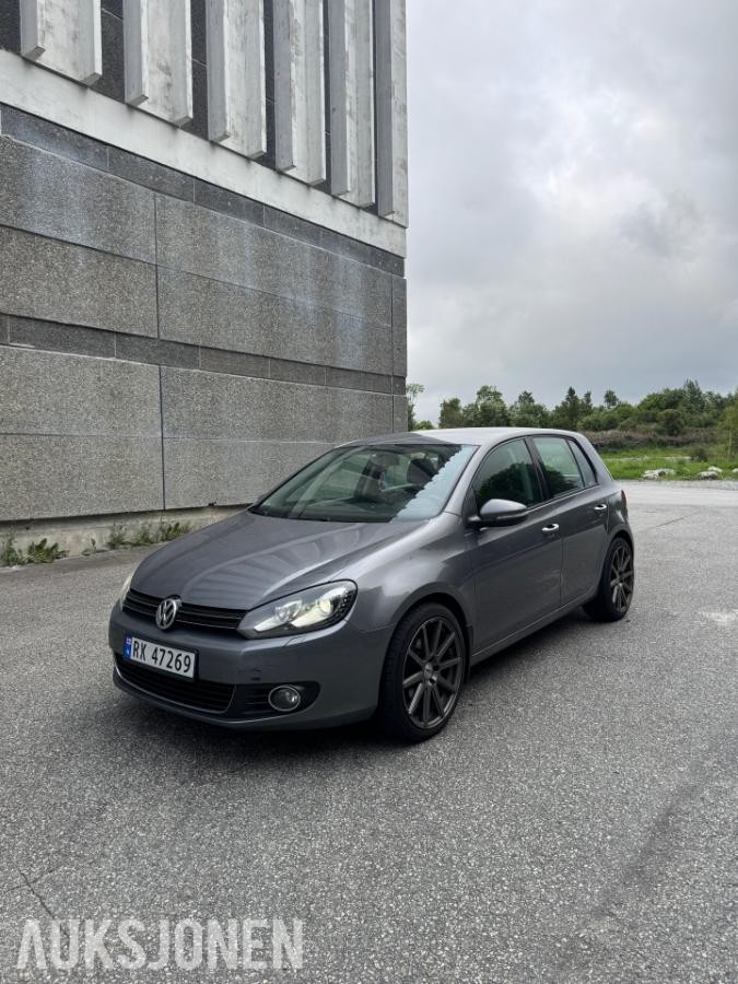 2012 Volkswagen GOLF 1.6-105 D, 220800km