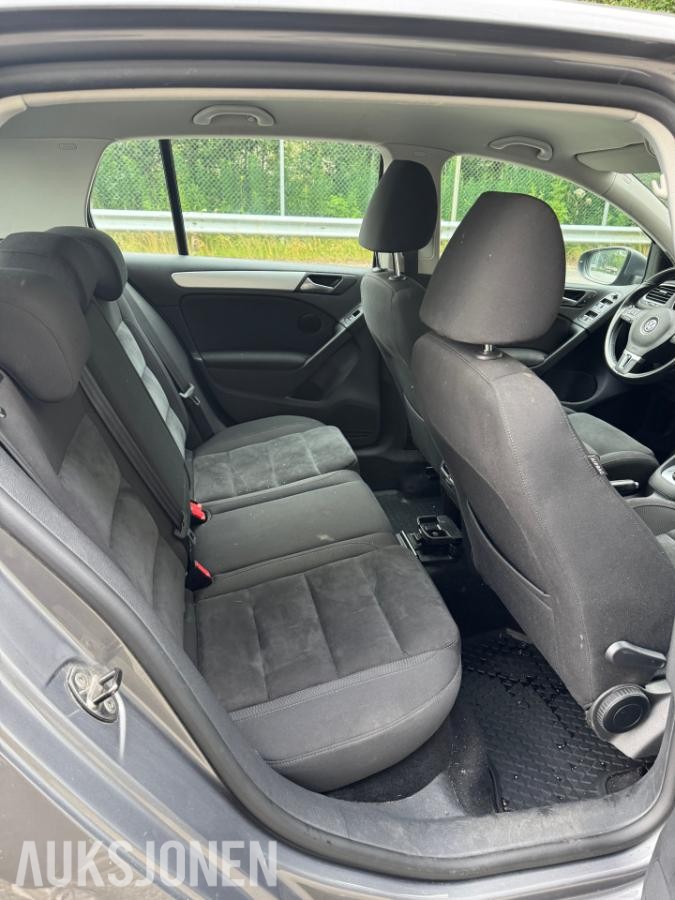 2012 Volkswagen GOLF 1.6-105 D, 220800km
