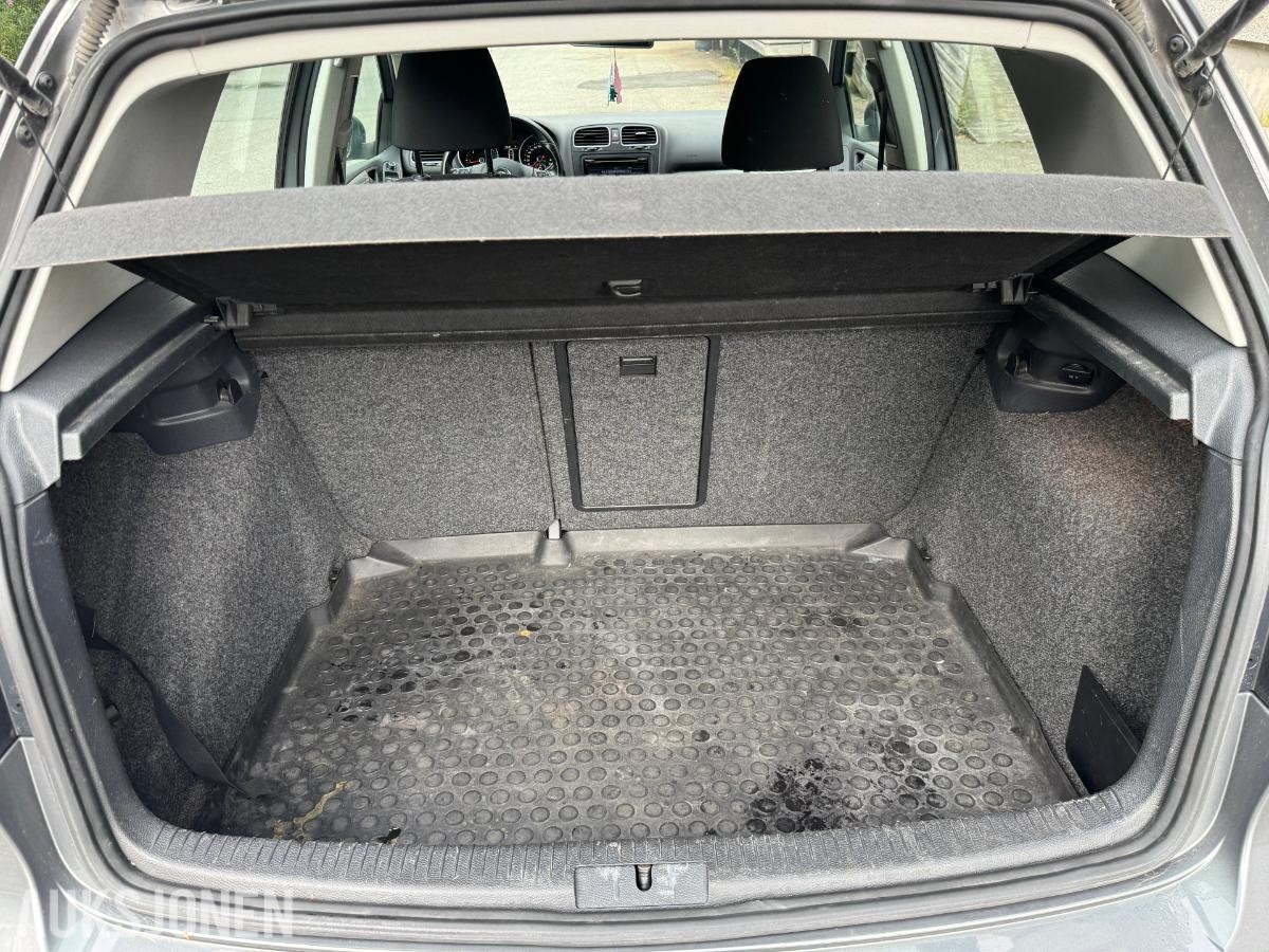 2012 Volkswagen GOLF 1.6-105 D, 220800km