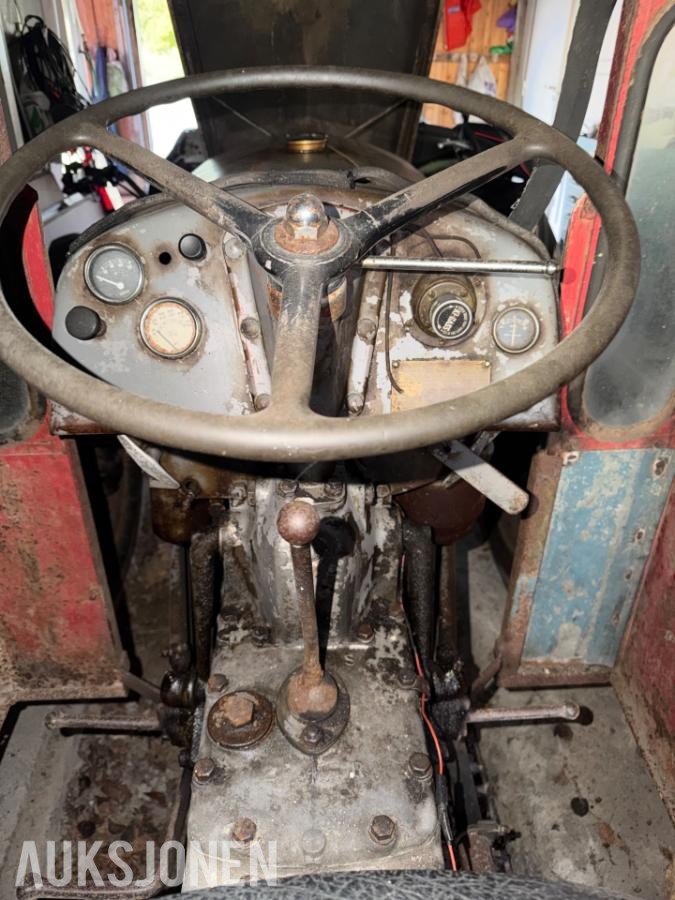 1952 Massey Ferguson - Ferguson TEF