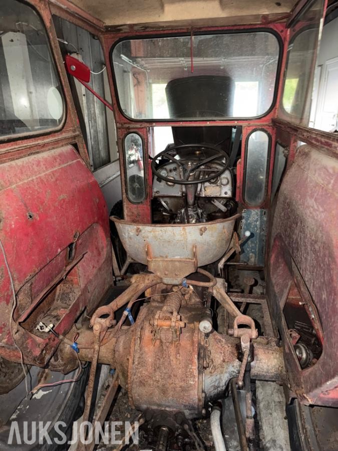 1952 Massey Ferguson - Ferguson TEF