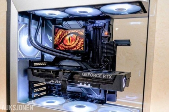 Fafnir by iSnoopy ® Eksklusiv Custom PC (Ryzen 9 5950X / RTX 5070 Ti / 32GB RAM)