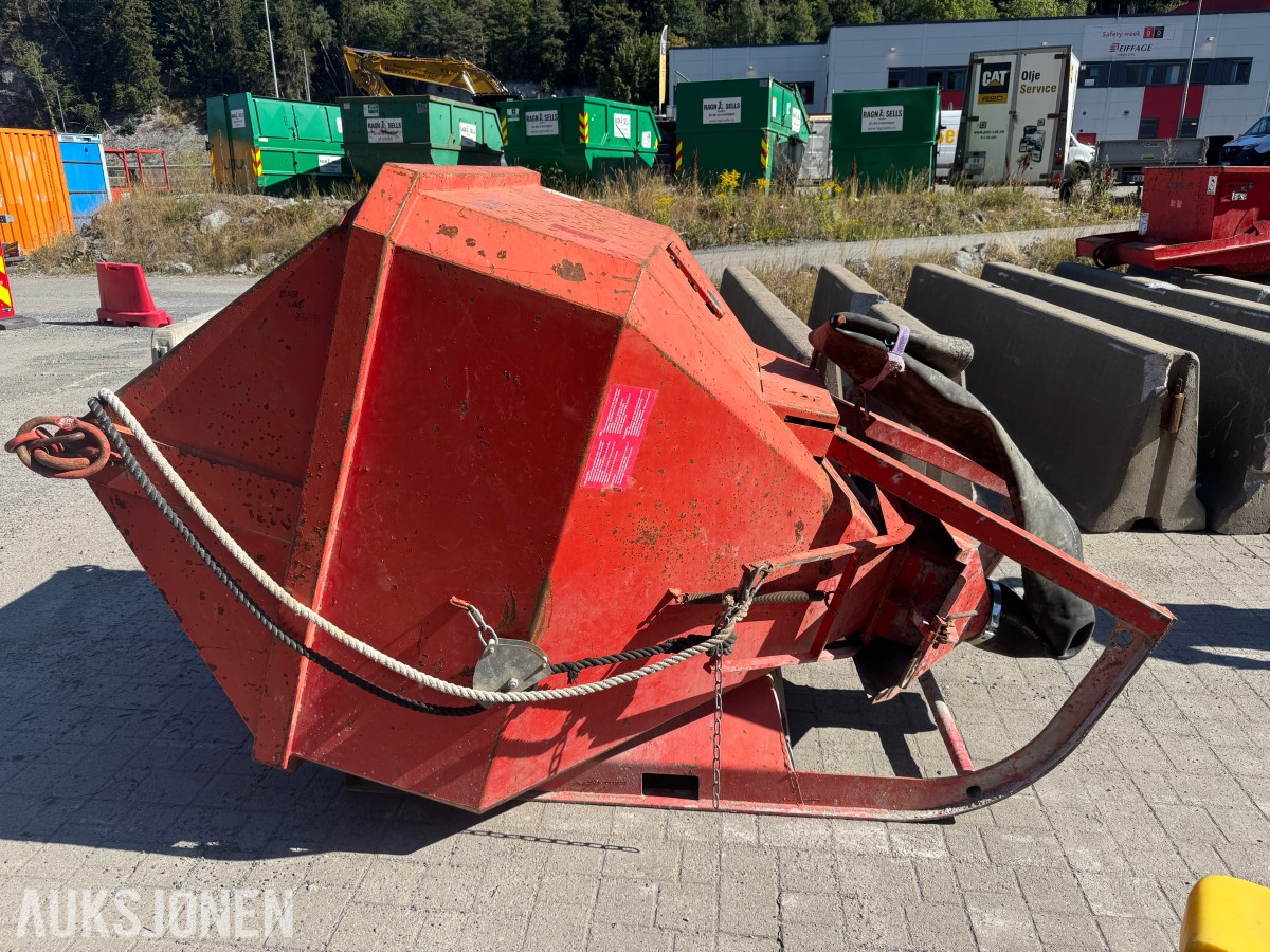 2022 Secatol 2000 liter Betongtobb, CMU/SWL 4800 kg