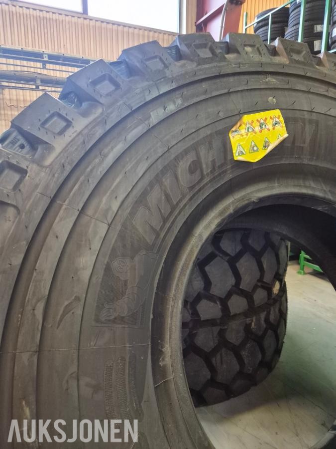 4 STK MICHELIN X-TRACTION 21.00R33 E4T