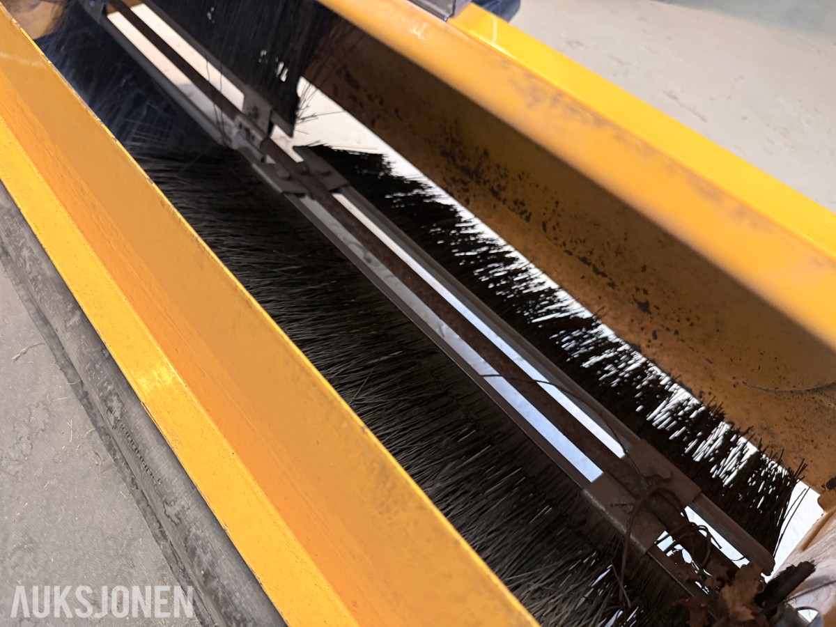 Cub Cadet oppsamlingsvogn