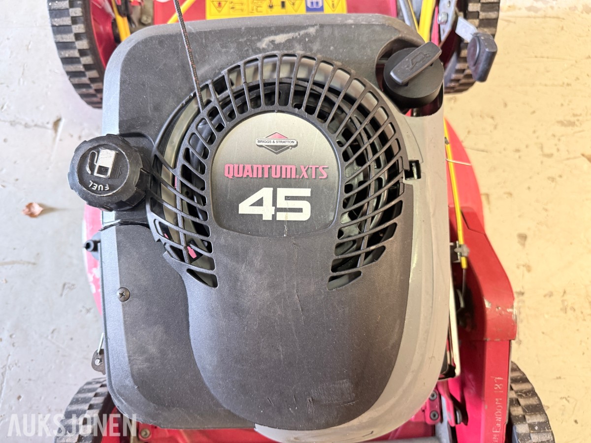 Klippo gressklipper med Briggs & Stratton-motor - rep objekt