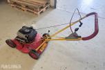 Klippo gressklipper med Briggs & Stratton-motor - rep objekt