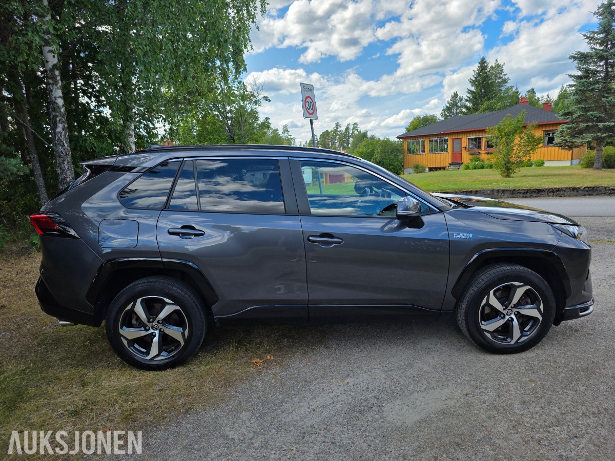 2023 Toyota RAV4 Plug-in Hybrid PHEV AWD-i