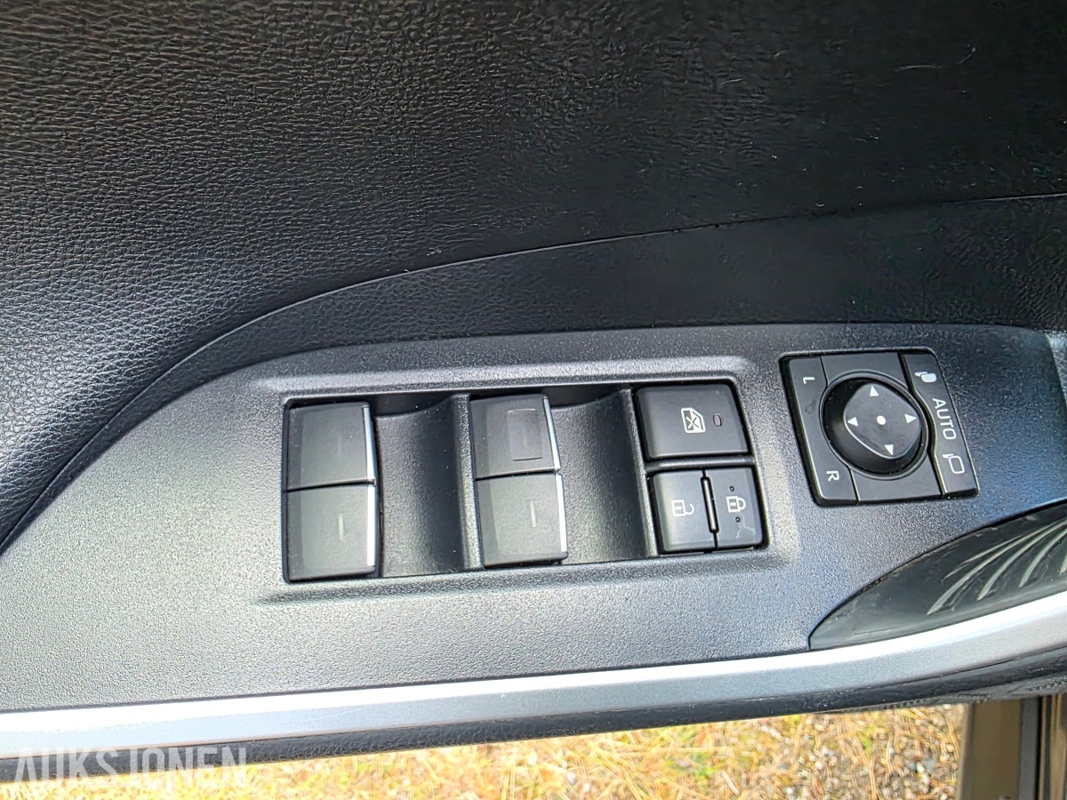 2023 Toyota RAV4 Plug-in Hybrid PHEV AWD-i