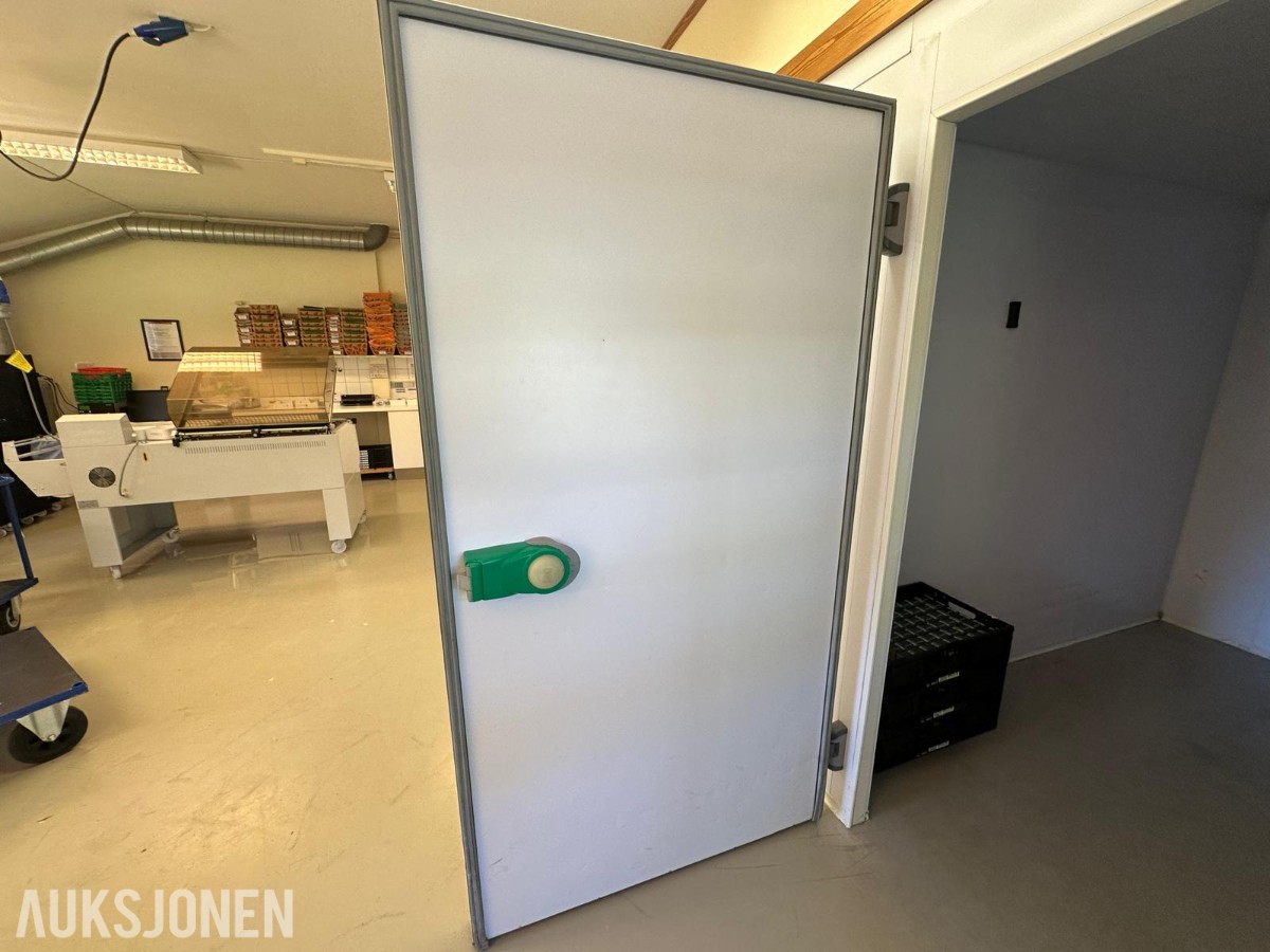Kjølerom med 2 stk. Technoblock kjøleaggregater – Delt i to rom