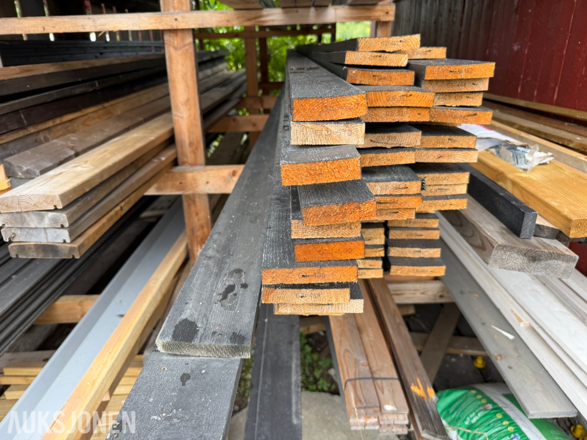 Materialpakke 22x123 ca. 270 lm + stor mengde andre materialer