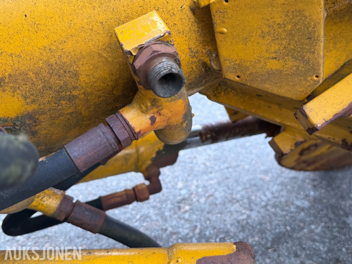HYDRAULISK GRABB – UKJENT FABRIKAT – CA. 45 MM INNFESTING