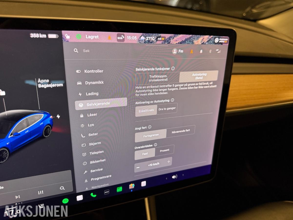2019 Tesla Model 3 AWD – Hengerfeste – Lekker farge