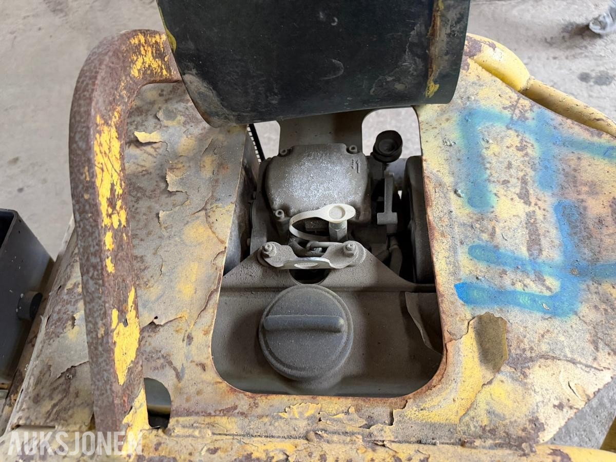 Atlas Copco vibroplate med Hatz 1D81Z-motor - reparasjonsobjekt/delemaskin