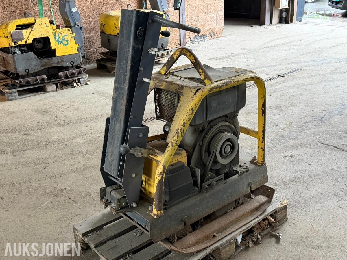 Atlas Copco vibroplate med Hatz 1D81Z-motor - reparasjonsobjekt/delemaskin