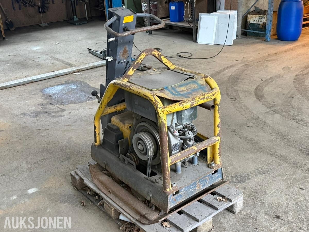 Atlas Copco vibroplate med Hatz 1D81Z-motor - reparasjonsobjekt/delemaskin