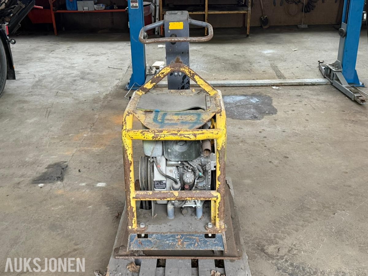 Atlas Copco vibroplate med Hatz 1D81Z-motor - reparasjonsobjekt/delemaskin