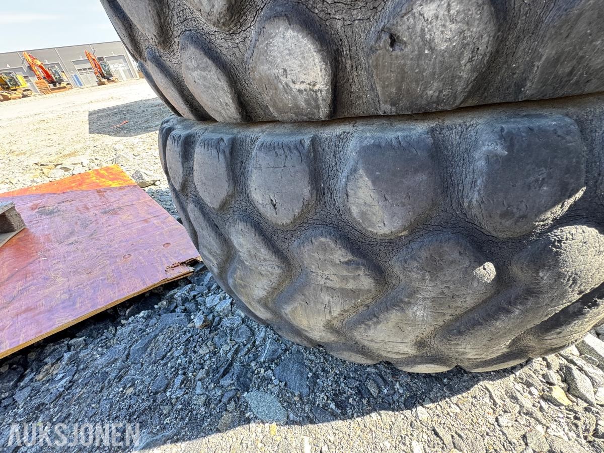 Michelin XHA 23.5 R25 / 4 stk dekk
